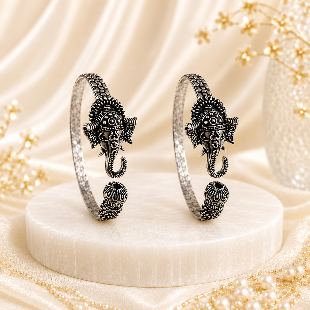 Ganpati Trident Kada - (𝐁𝐮𝐲𝟏 𝐆𝐞𝐭𝟏 𝐅𝐫𝐞𝐞)