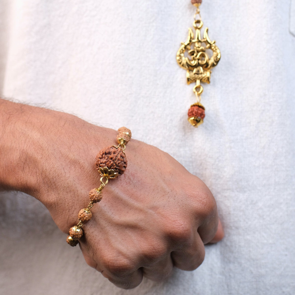 Panchdhatu Rudraksha Bracelet ( 5 Mukhi )