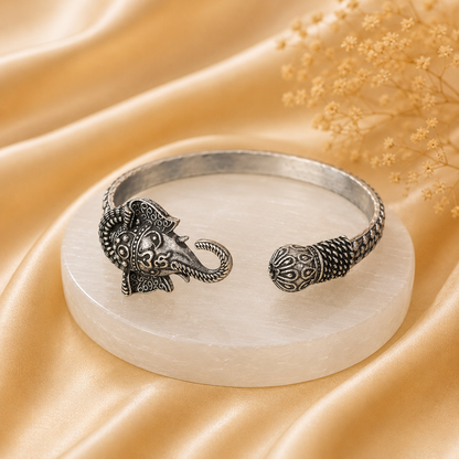 Ganpati Trident Kada – Wisdom, Power &amp; Protection - (𝐁𝐮𝐲𝟏 𝐆𝐞𝐭𝟏 𝐅𝐫𝐞𝐞)