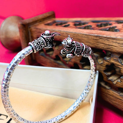 Shiv Nandi Kada (Remove all Obstacles) - Silver Plated - (𝐁𝐮𝐲𝟏 𝐆𝐞𝐭𝟏 𝐅𝐫𝐞𝐞)