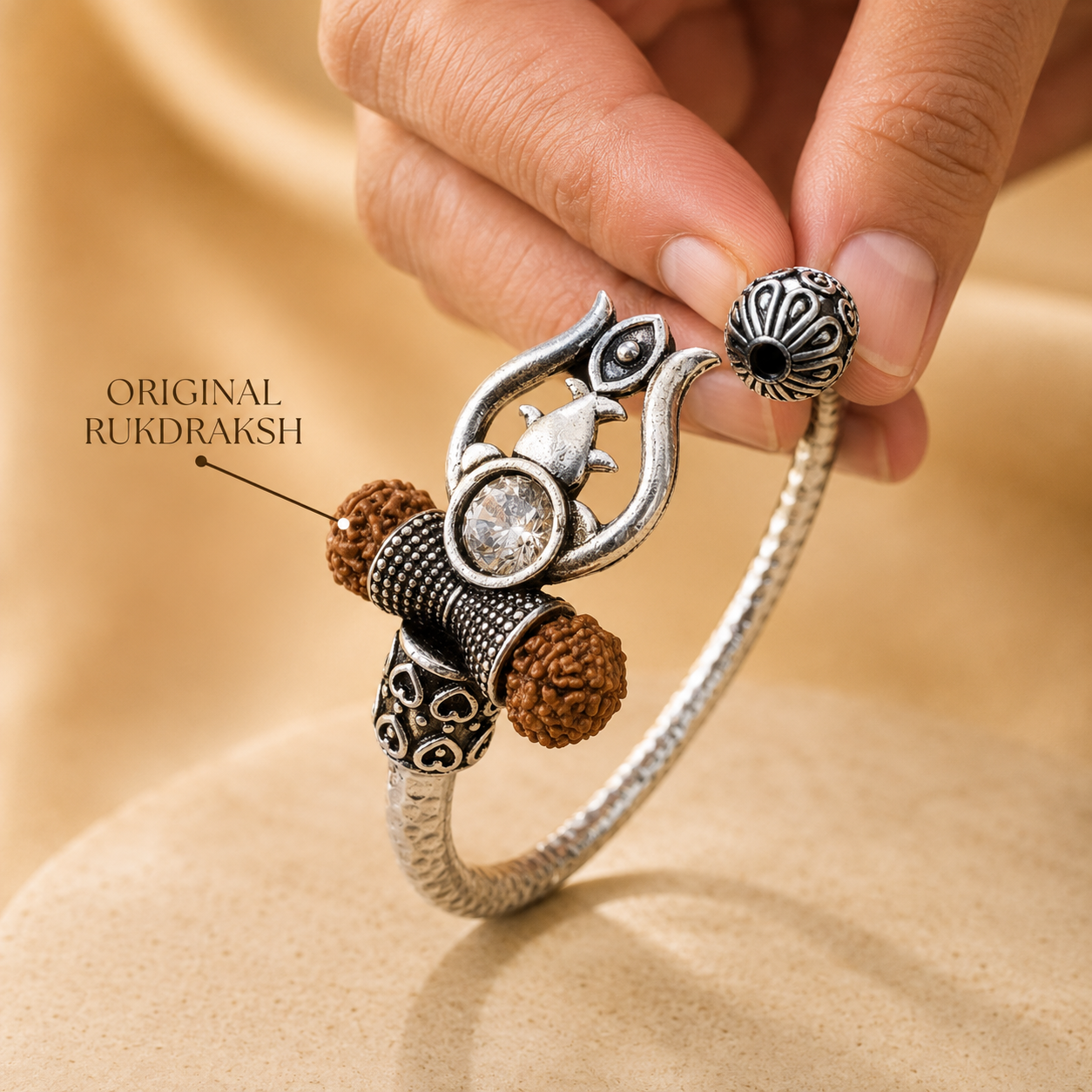Trident Kada - Trishul Damru Kada with 5 Mukhi Rudraksha Beads - (𝐁𝐮𝐲𝟏 𝐆𝐞𝐭𝟏 𝐅𝐫𝐞𝐞)